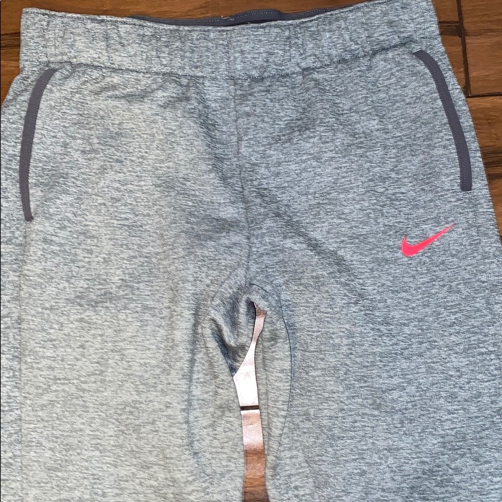 Nike,Gray,joggers